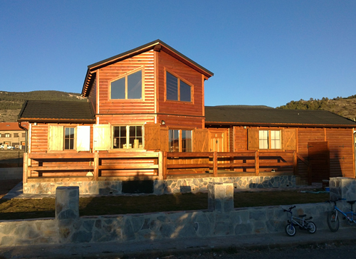 Garaje madera. Cobertizos de madera. Trasteros prefabricados